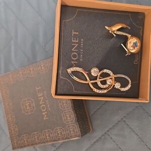 Monet Gold and Silver Treble Clef and Note Brooch Set